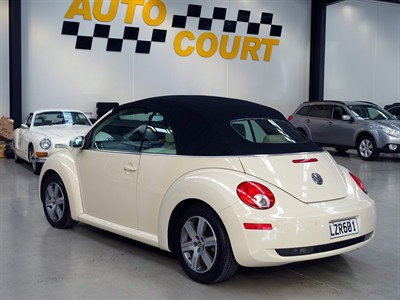 2007 Volkswagen Beetle - Thumbnail