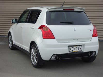 2006 Suzuki Swift - Thumbnail