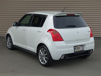 2006 Suzuki Swift - Thumbnail