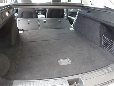 2020 Holden Commodore - Thumbnail