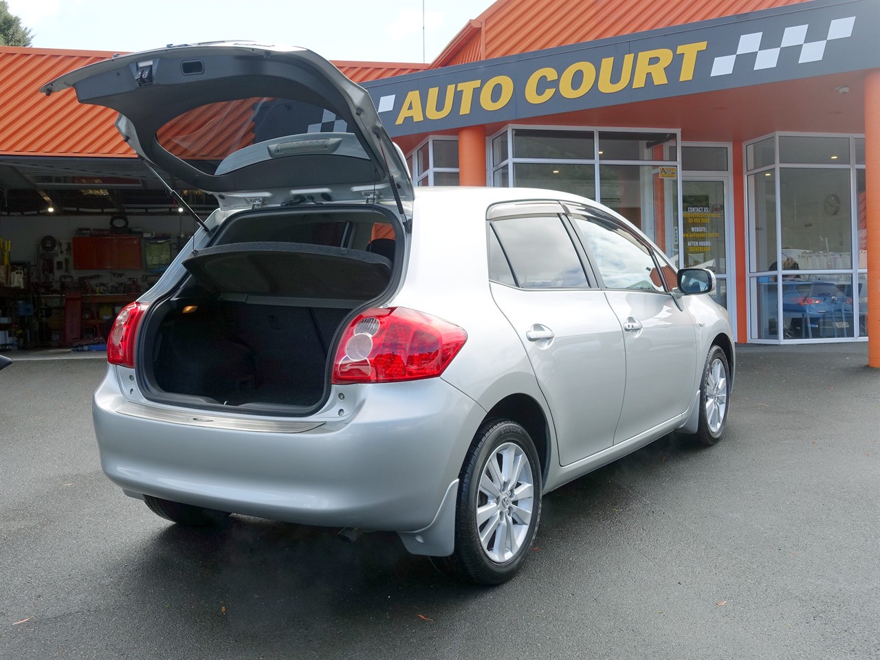 2006 Toyota Auris
