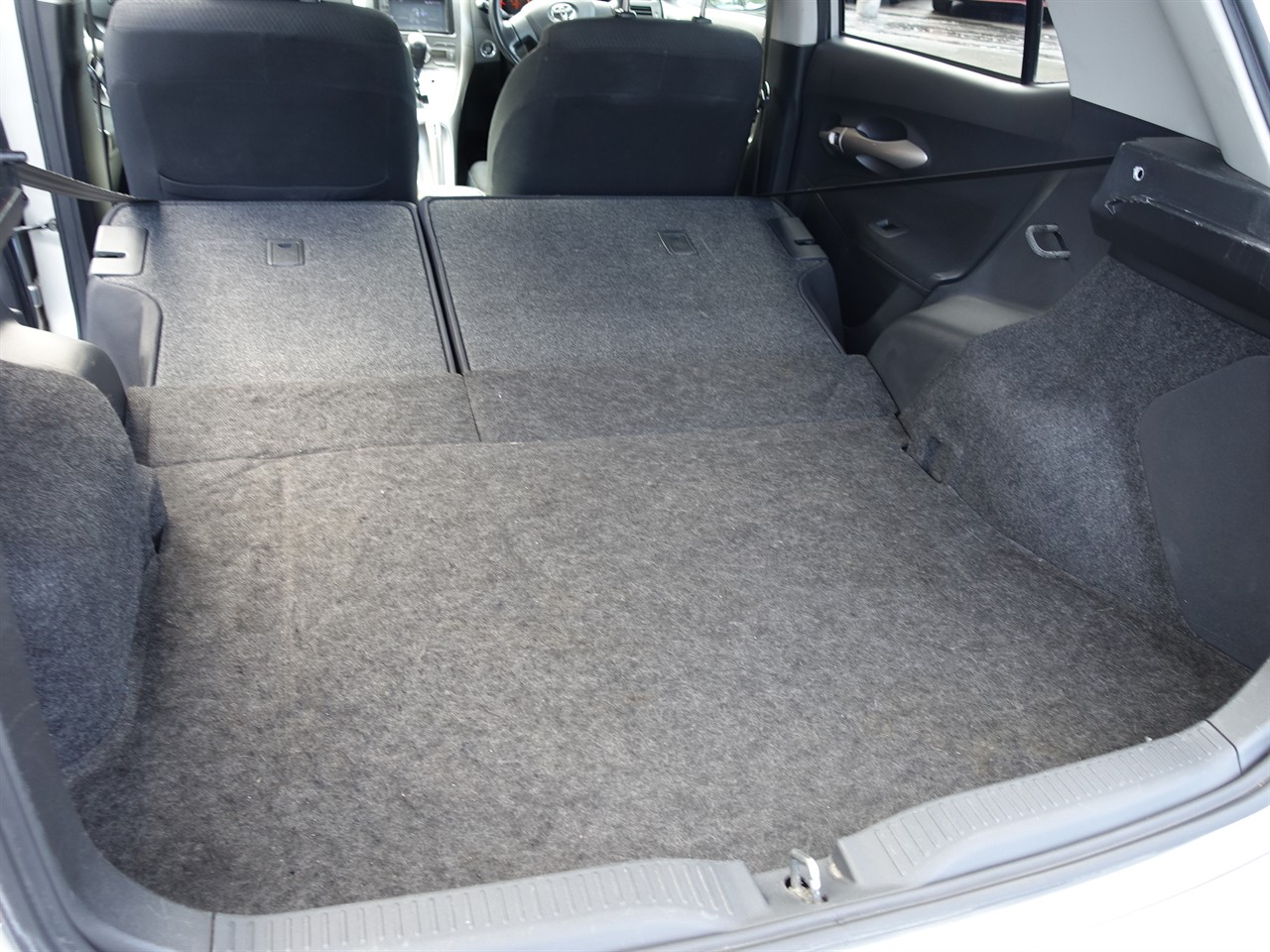 2006 Toyota Auris
