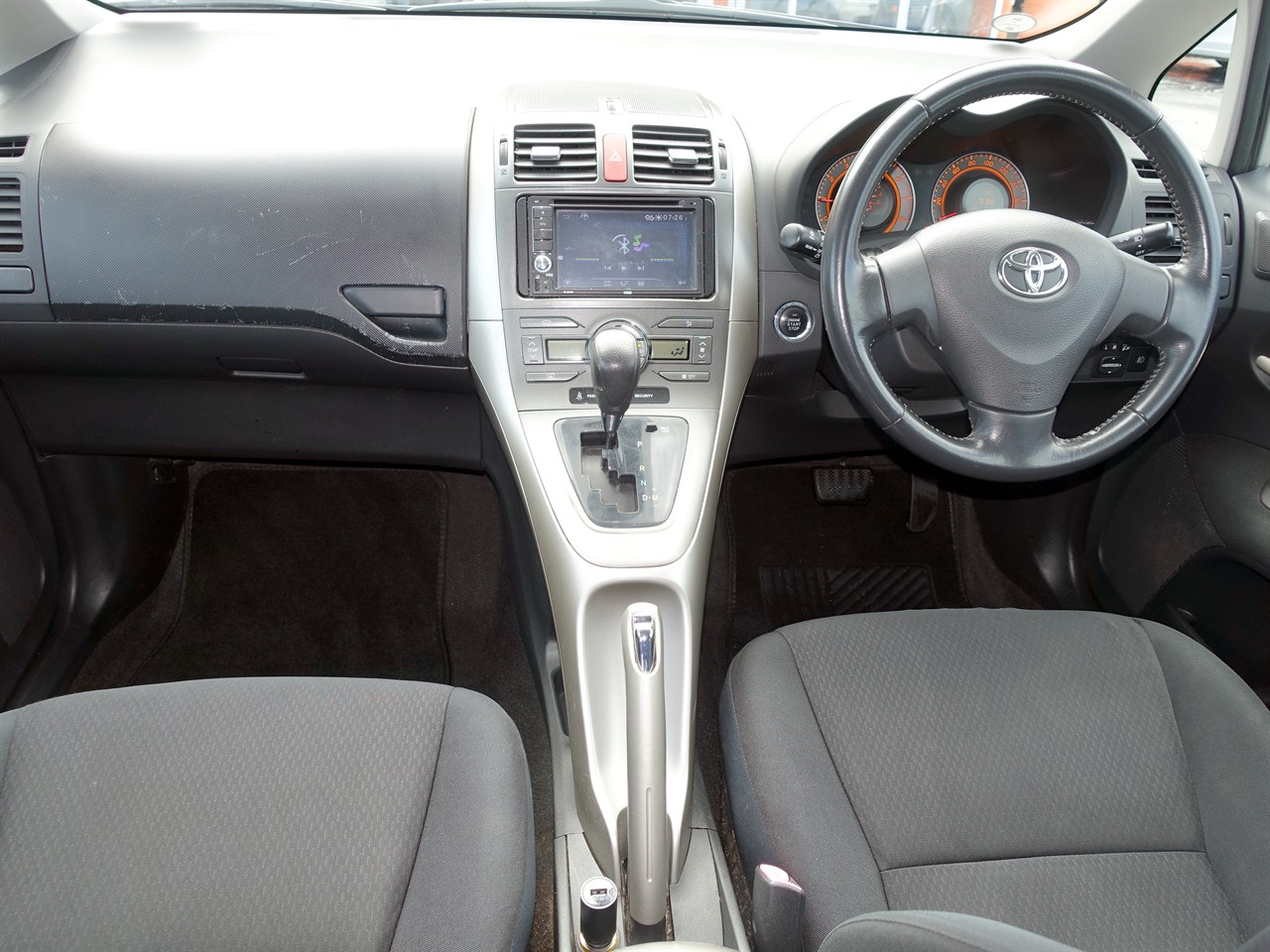 2006 Toyota Auris